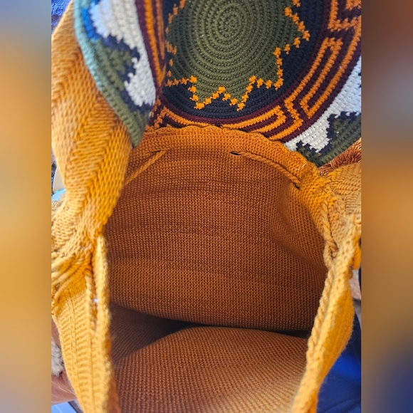 Beautiful Artisinal Bag from Colombia - Picture 4 of 4